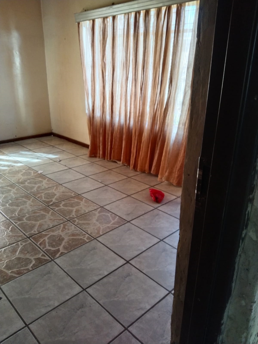 3 Bedroom Property for Sale in Theunissen Free State